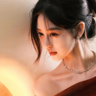 古堡惊眸